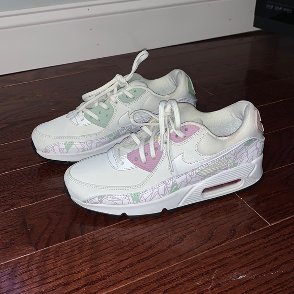 Nike Women’s Air Max 90 Valentine Shoes (2020)- Size 7 - Picture 3 of 7